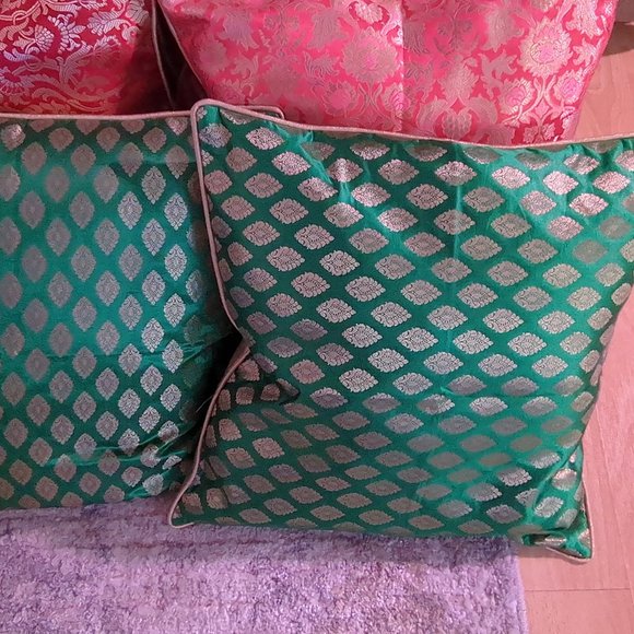 Pillow covers - Picture 3 of 8